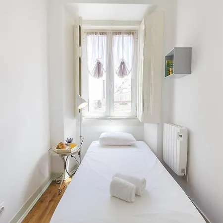 Lovely - Sao Bento - Peaceful Terrace Apartment *