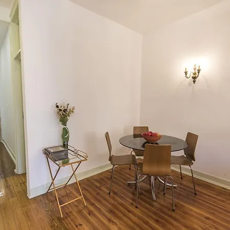 Lovely - Sao Bento - Peaceful Terrace Apartment Lisbon